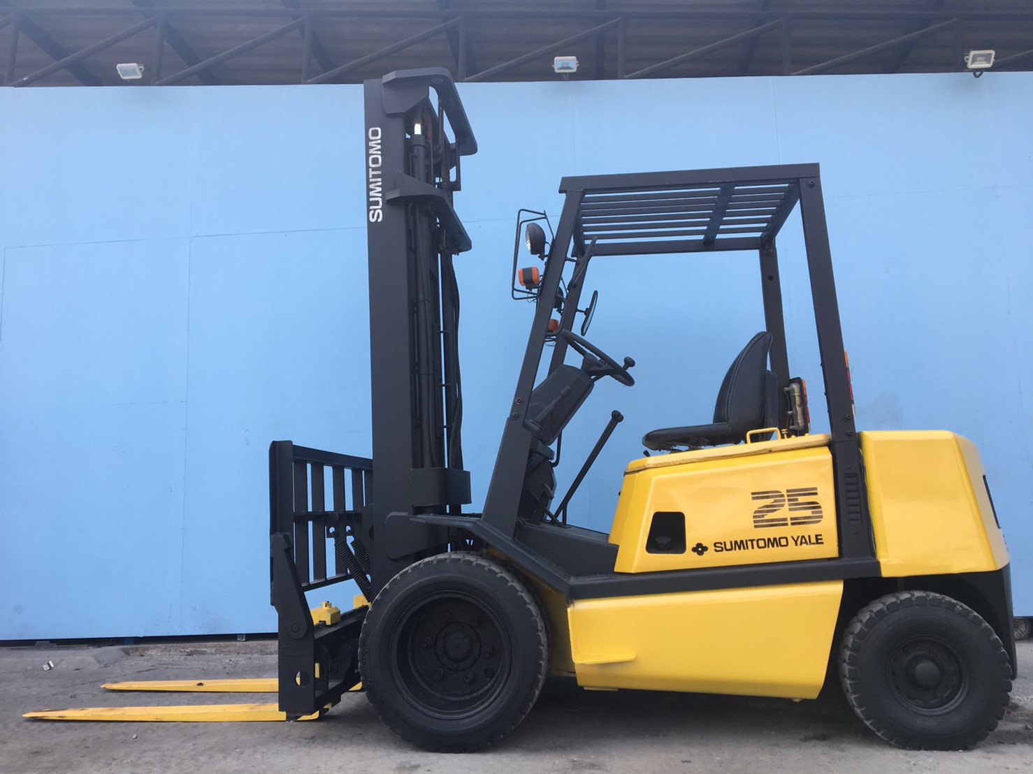Xe Nâng Dầu SUMITOMO 11-FD25PVIHA