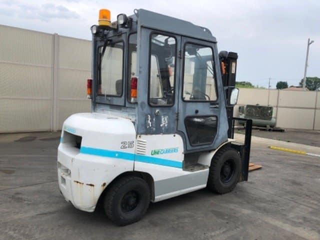 Xe nâng dầu TCM - UNICARRIERS FD25T4