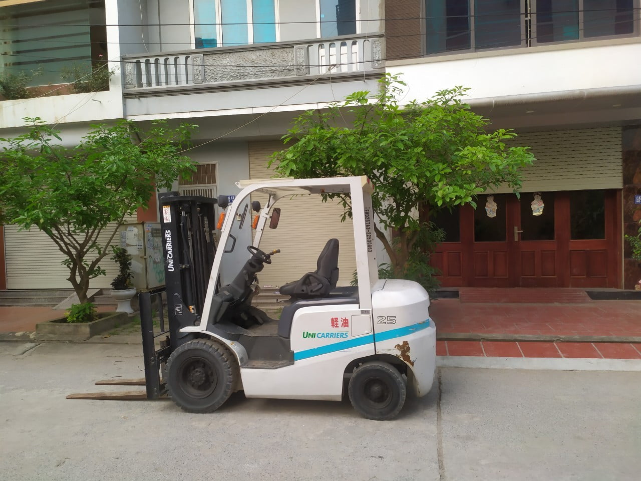 Xe nâng dầu TCM FHD25T3A