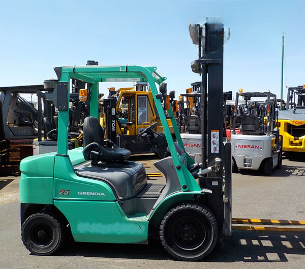 Xe nâng dầu MITSUBISHI FD25