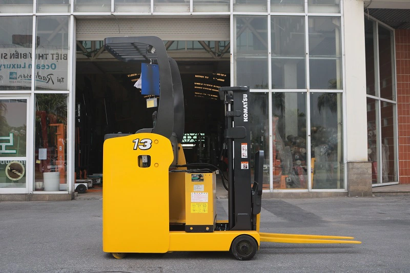 Xe nâng điện đứng lái KOMATSU FB13RS-14