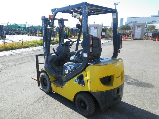 Xe nâng dầu KOMATSU FD15T-21