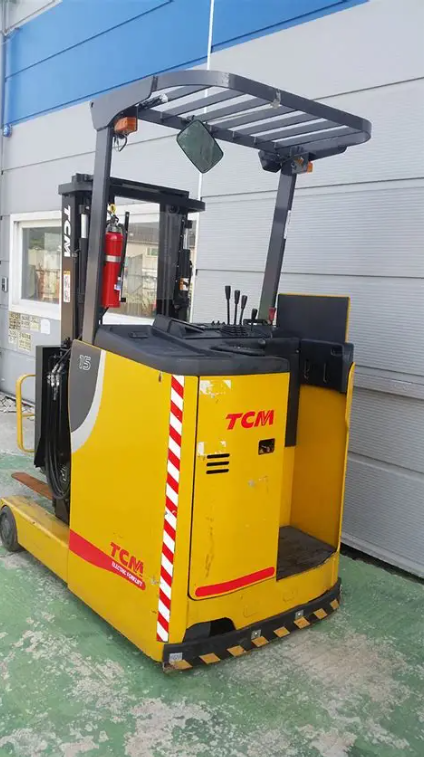 Xe nâng điện đứng lái TCM FBR15-16