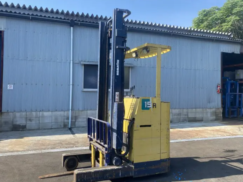 Xe nâng điện đứng lái Komatsu FB15RS-10