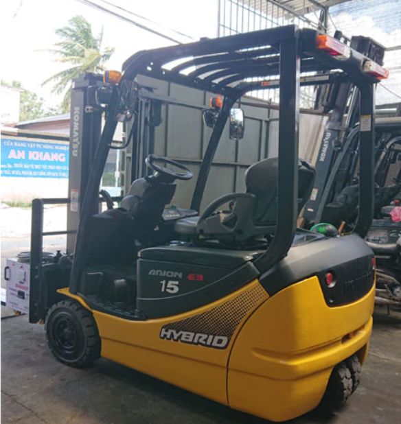Xe nâng điện ngồi lái KOMATSU FB15M-12