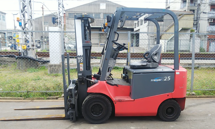 Xe nâng điện ngồi lái NICHIYU FB25PN-70-370