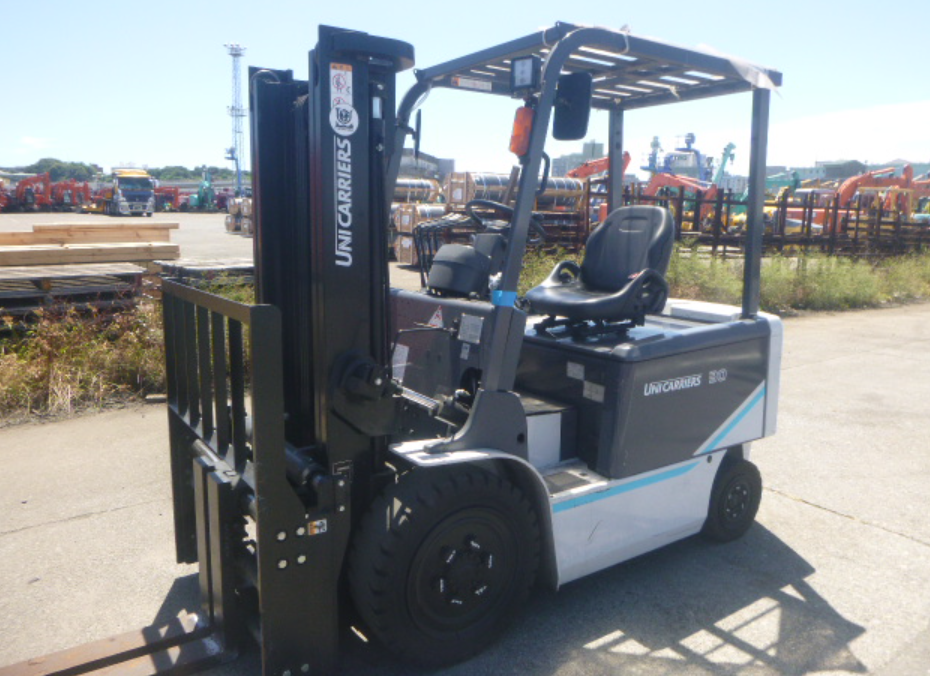 Xe nâng điện ngồi lái UNICARRIERS J1B1L15