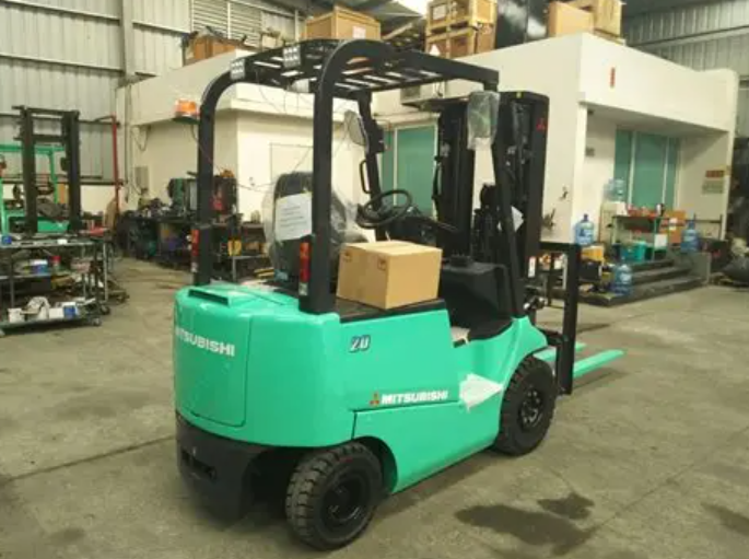 Xe nâng điện ngồi lái 3 bánh Mitsubishi FB14-ANT