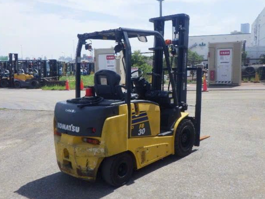 Xe nâng điện ngồi lái KOMATSUFB30-12