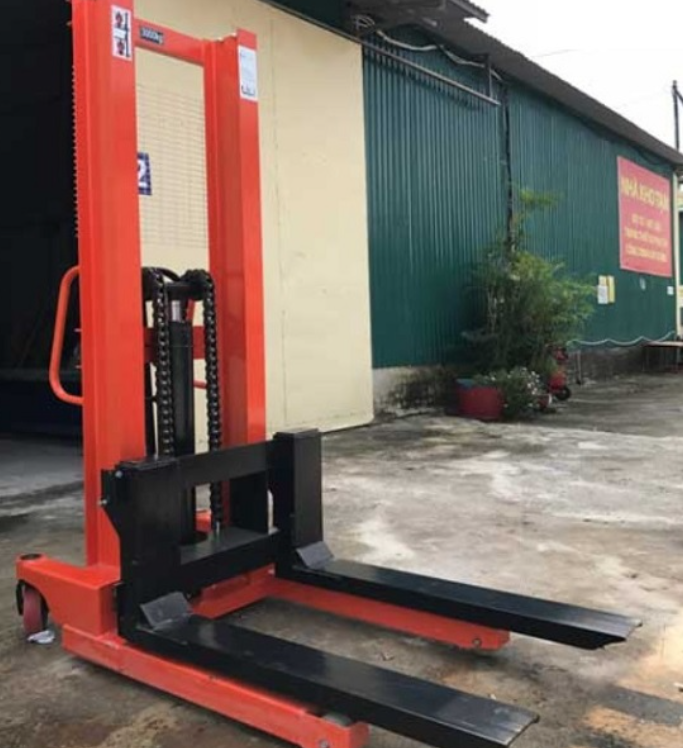 Xe nâng tay cao HS3016