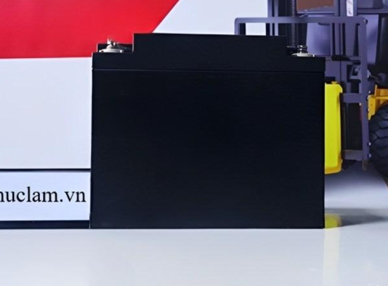 Pin lithium xe nâng tay điện 24V - 60Ah HOFFUM 8-LFP-60-EV-NOB