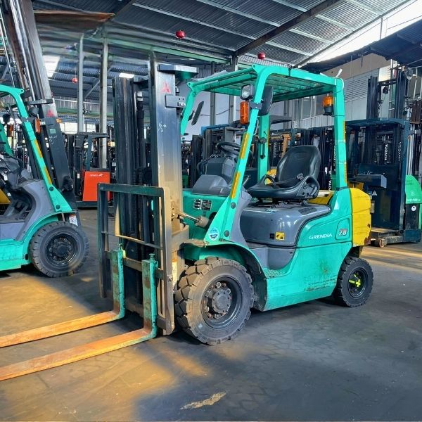 Xe nâng xăng - gas MITSUBISHI FGE20T