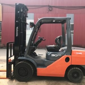 Xe nâng Xăng TOYOTA 02-8FGL30