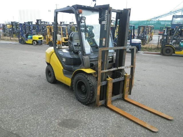 Xe nâng dầu TOYOTA 52-8FD25