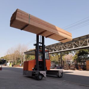 Alternative view of Xe nâng điện 5 tấn tải bên hông