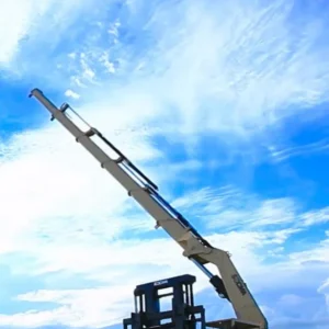 Alternative view of Xe nâng cần cẩu