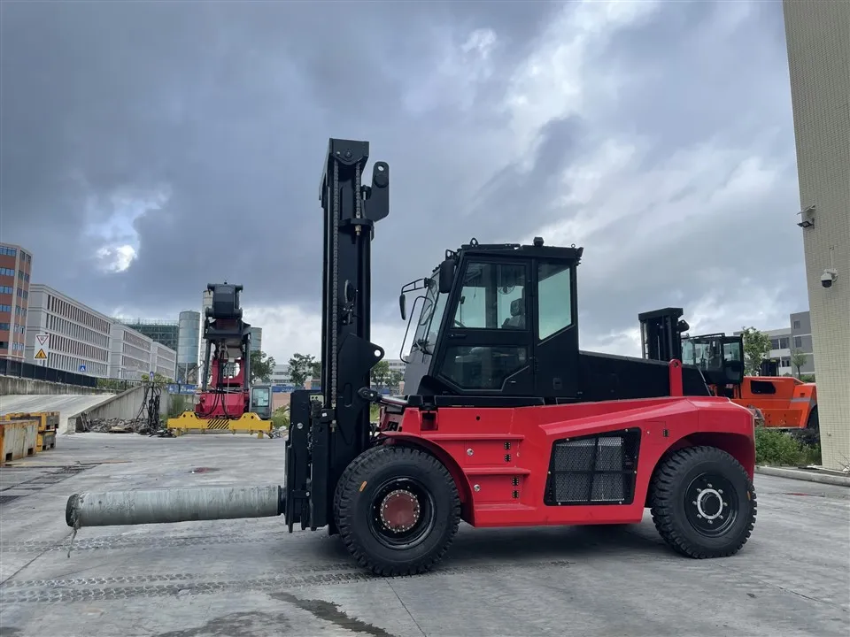 Xe nâng điện Socma 12 tấn