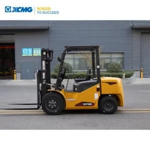 Alternative view of Xe nâng dầu 3 tấn XCF30KT